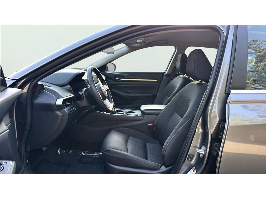 2022 Nissan Altima 2.5 SV Sedan 4D Folsom CA