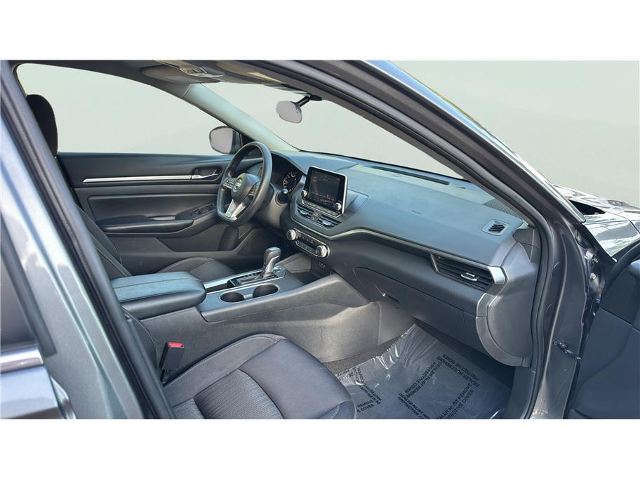 2022 Nissan Altima 2.5 SV Sedan 4D Folsom CA