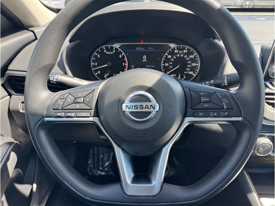 2022 Nissan Altima 2.5 SV Sedan 4D Folsom CA