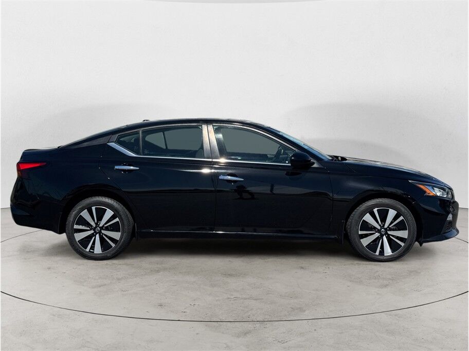 2022 Nissan Altima 2.5 SV Sedan 4D Folsom CA