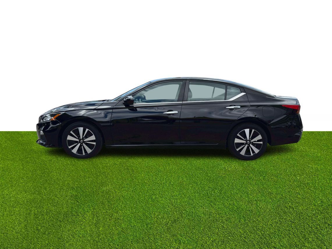 2022 Nissan Altima 2.5 SV Sedan 4D