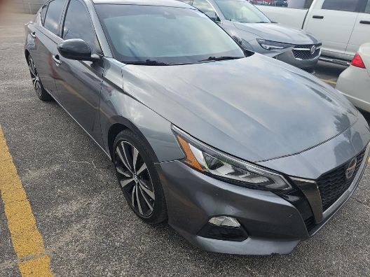 2022 Nissan Altima SR FWD