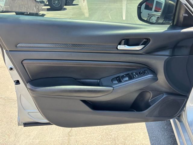 2022 Nissan Altima SR FWD Mesa AZ