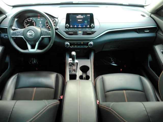 2022 Nissan Altima SR FWD