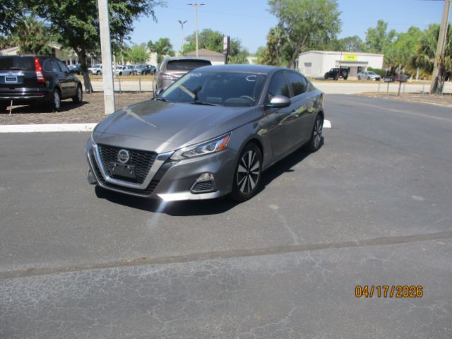 2022 Nissan Altima SV FWD