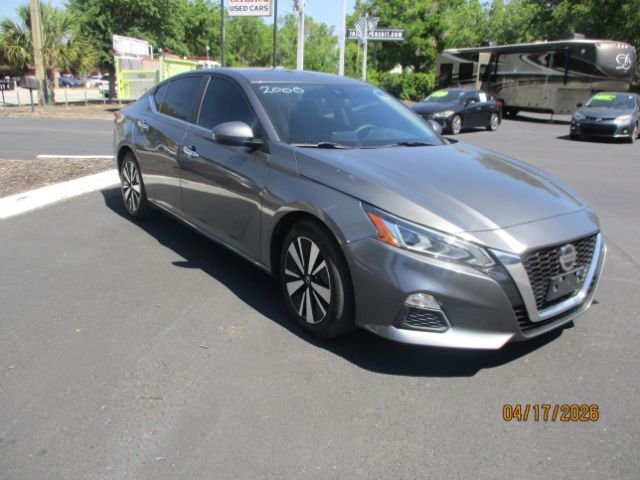 2022 Nissan Altima SV FWD