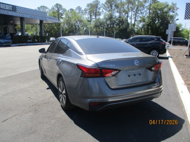 2022 Nissan Altima SV FWD