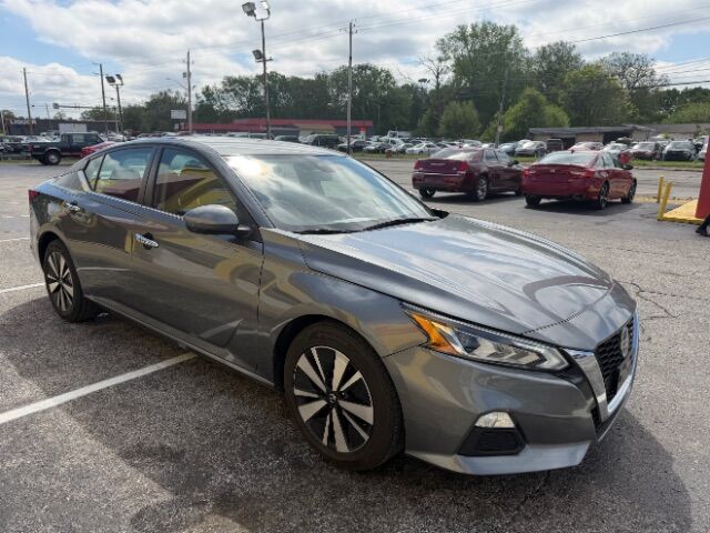 2022 Nissan Altima SV FWD