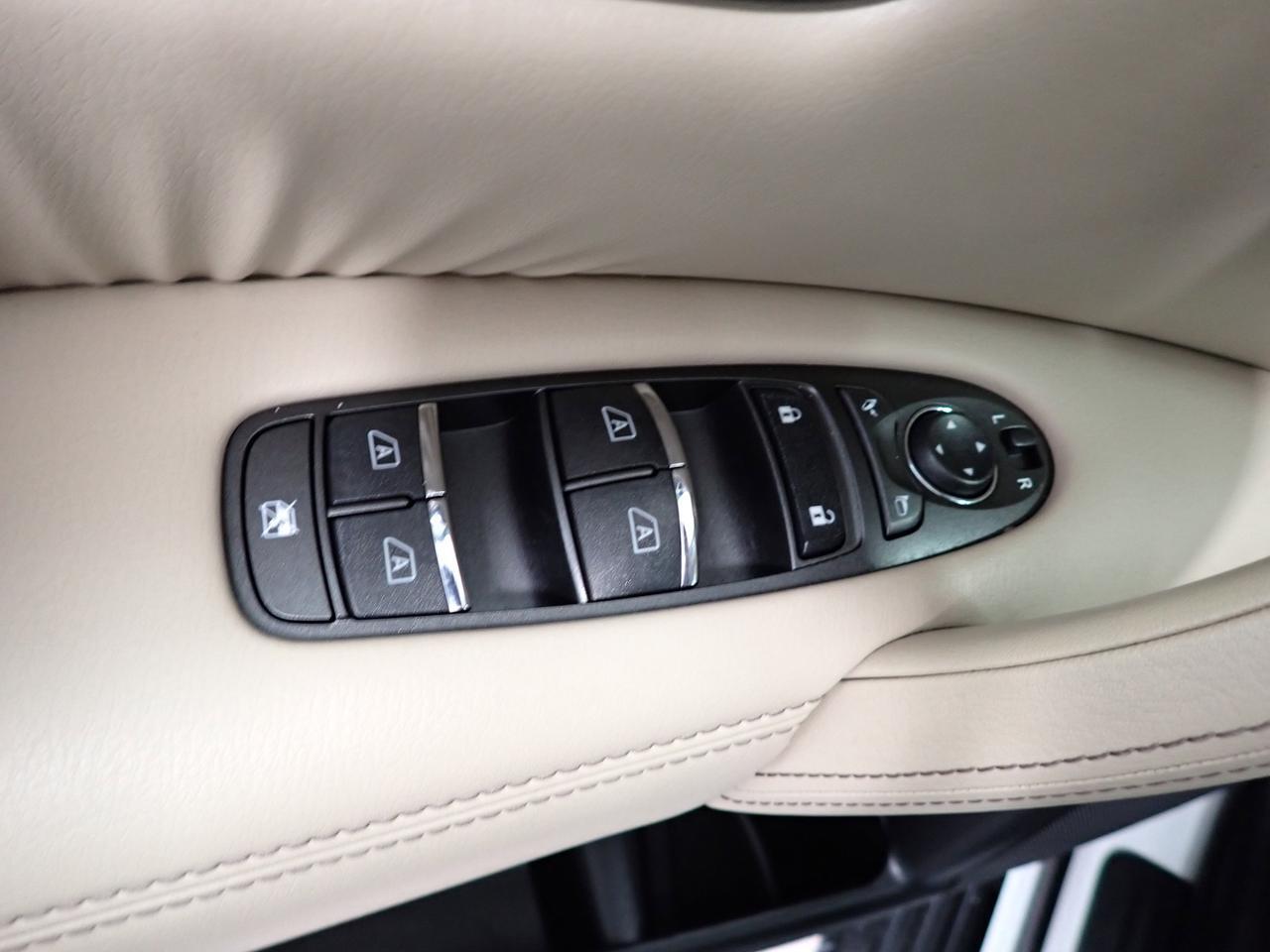 2022 Nissan Armada Platinum 4WD LEATHER NAVI SUNROOF 8 PASS DVD Listowel ON