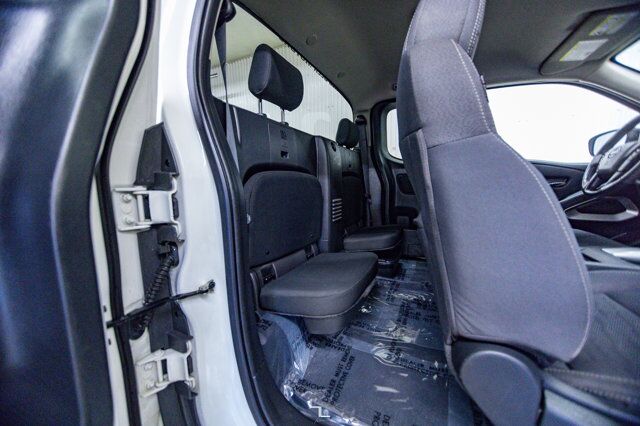 2022 Nissan Frontier 4X4 King Cab SV BCam Heated Seats Red Deer AB