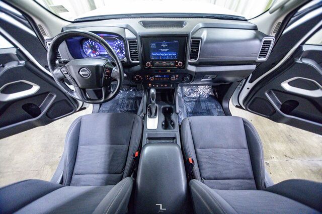 2022 Nissan Frontier 4X4 King Cab SV BCam Heated Seats Red Deer AB