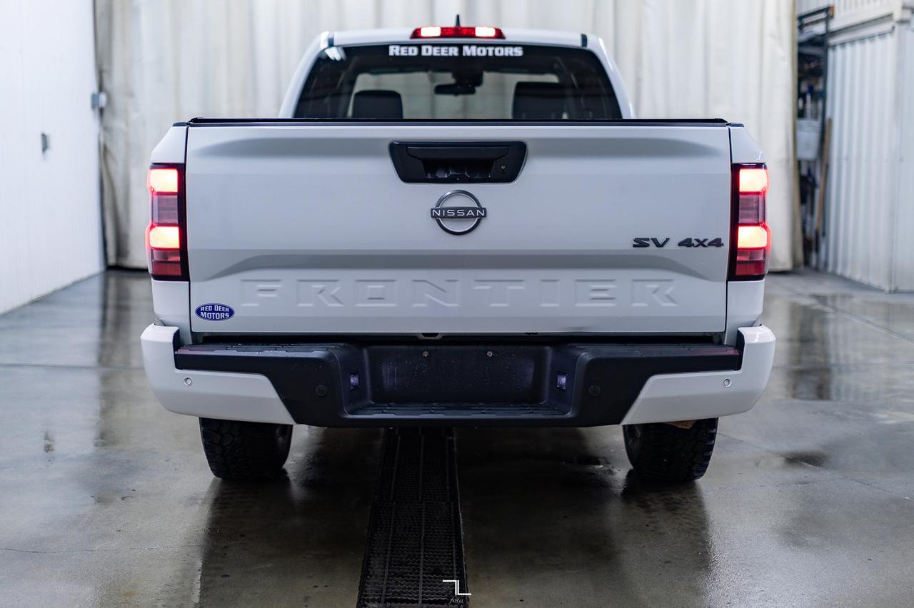 2022 Nissan Frontier 4X4 King Cab SV BCam Heated Seats Red Deer AB