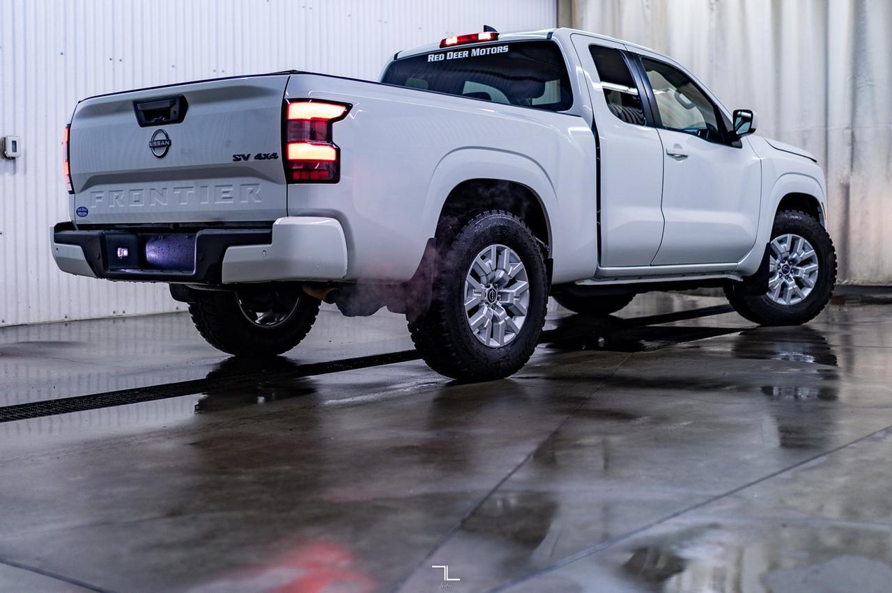 2022 Nissan Frontier 4X4 King Cab SV BCam Heated Seats Red Deer AB