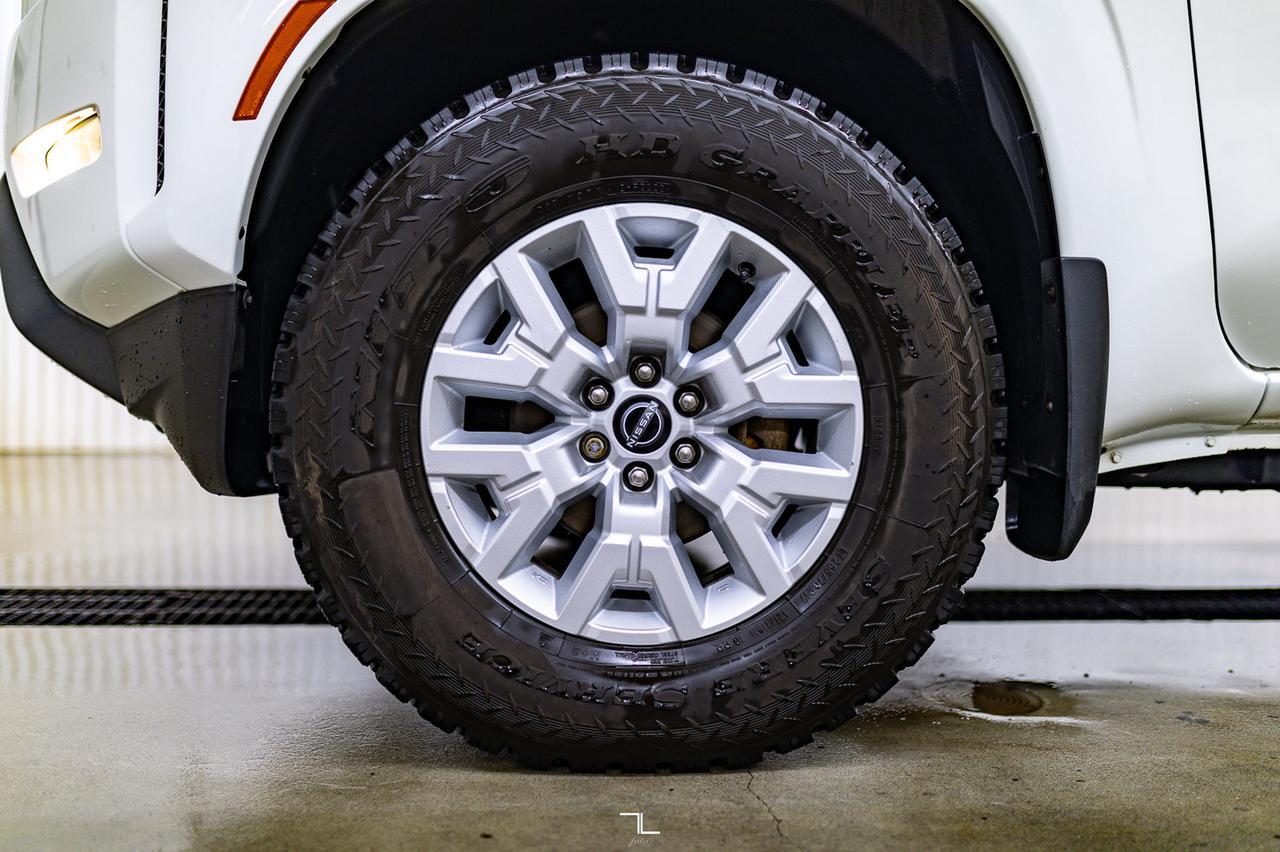 2022 Nissan Frontier 4X4 King Cab SV BCam Heated Seats Red Deer AB