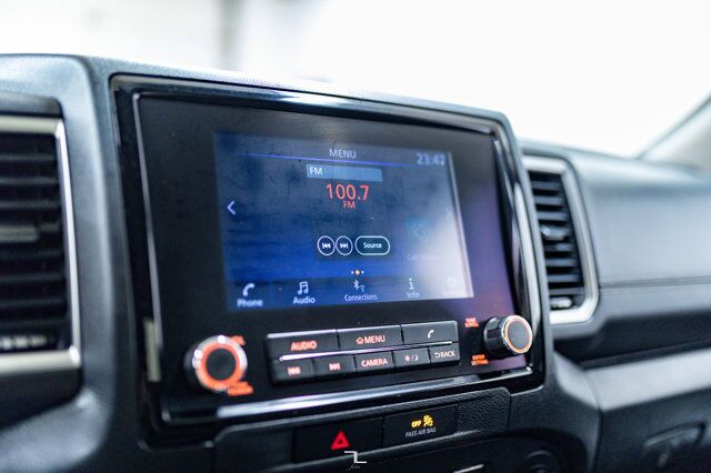 2022 Nissan Frontier 4X4 King Cab SV BCam Heated Seats Red Deer AB