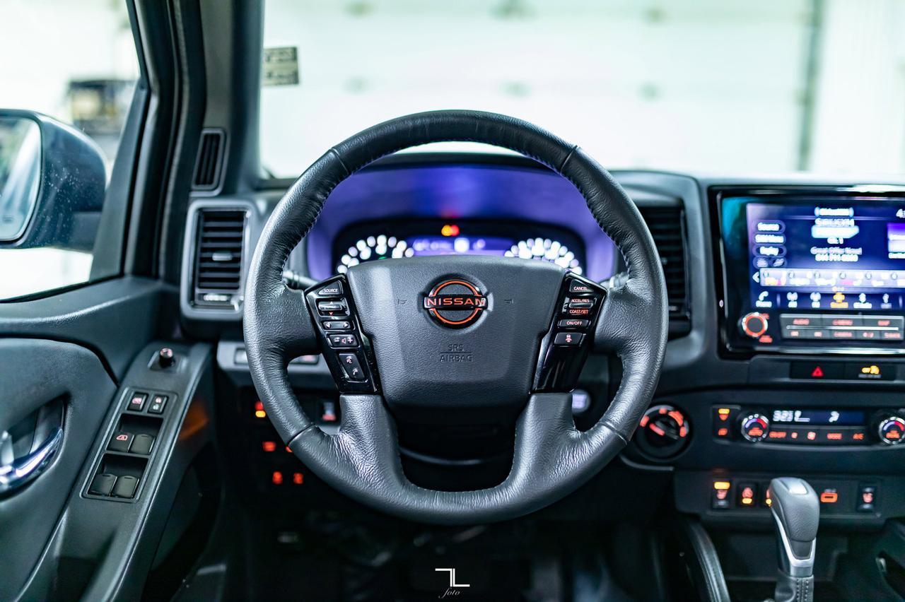 2022 Nissan Frontier 4x4 Crew Cab Pro-4X Leather Roof Nav Tent Red Deer AB