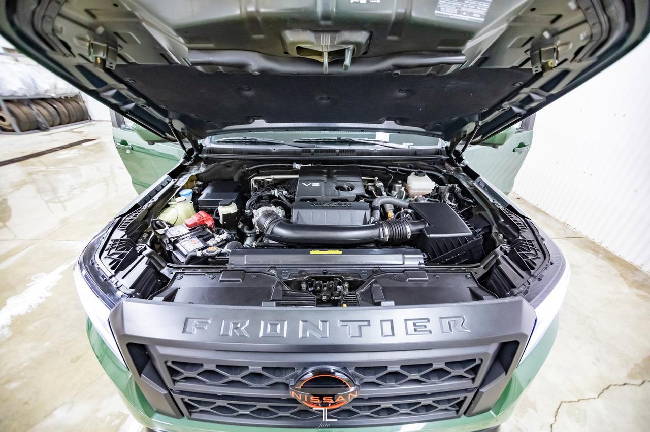 2022 Nissan Frontier 4x4 Crew Cab Pro-4X Leather Roof Nav Tent Red Deer AB