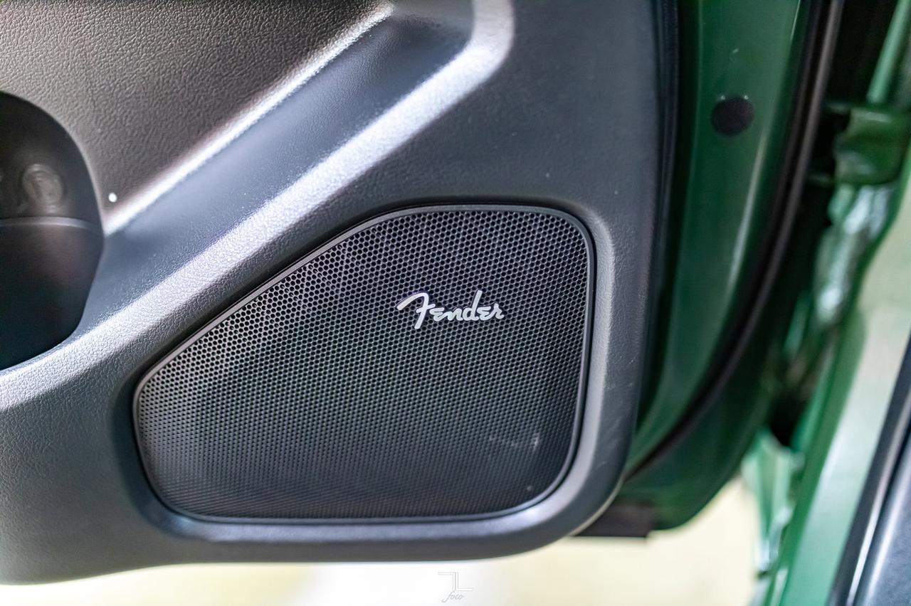 2022 Nissan Frontier 4x4 Crew Cab Pro-4X Leather Roof Nav Tent Red Deer AB