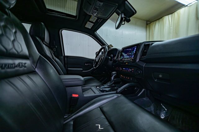 2022 Nissan Frontier 4x4 Crew Cab Pro-4X Leather Roof Nav Tent Red Deer AB