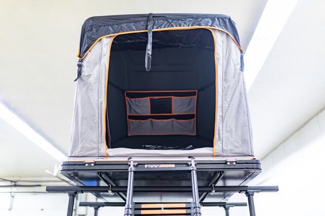 2022 Nissan Frontier 4x4 Crew Cab Pro-4X Leather Roof Nav Tent Red Deer AB