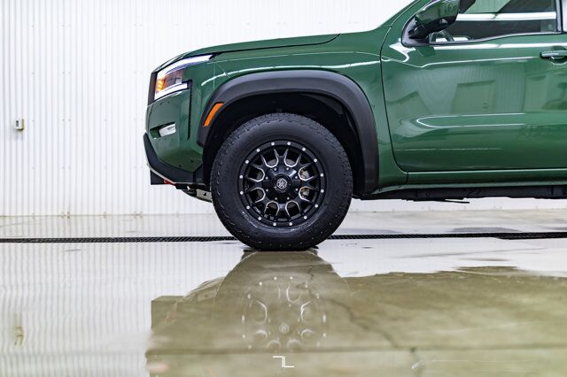 2022 Nissan Frontier 4x4 Crew Cab Pro-4X Leather Roof Nav Tent Red Deer AB