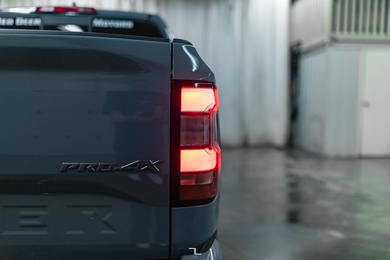 2022 Nissan Frontier 4x4 Crew Cab Pro-4X Nav Roof BCam Red Deer AB
