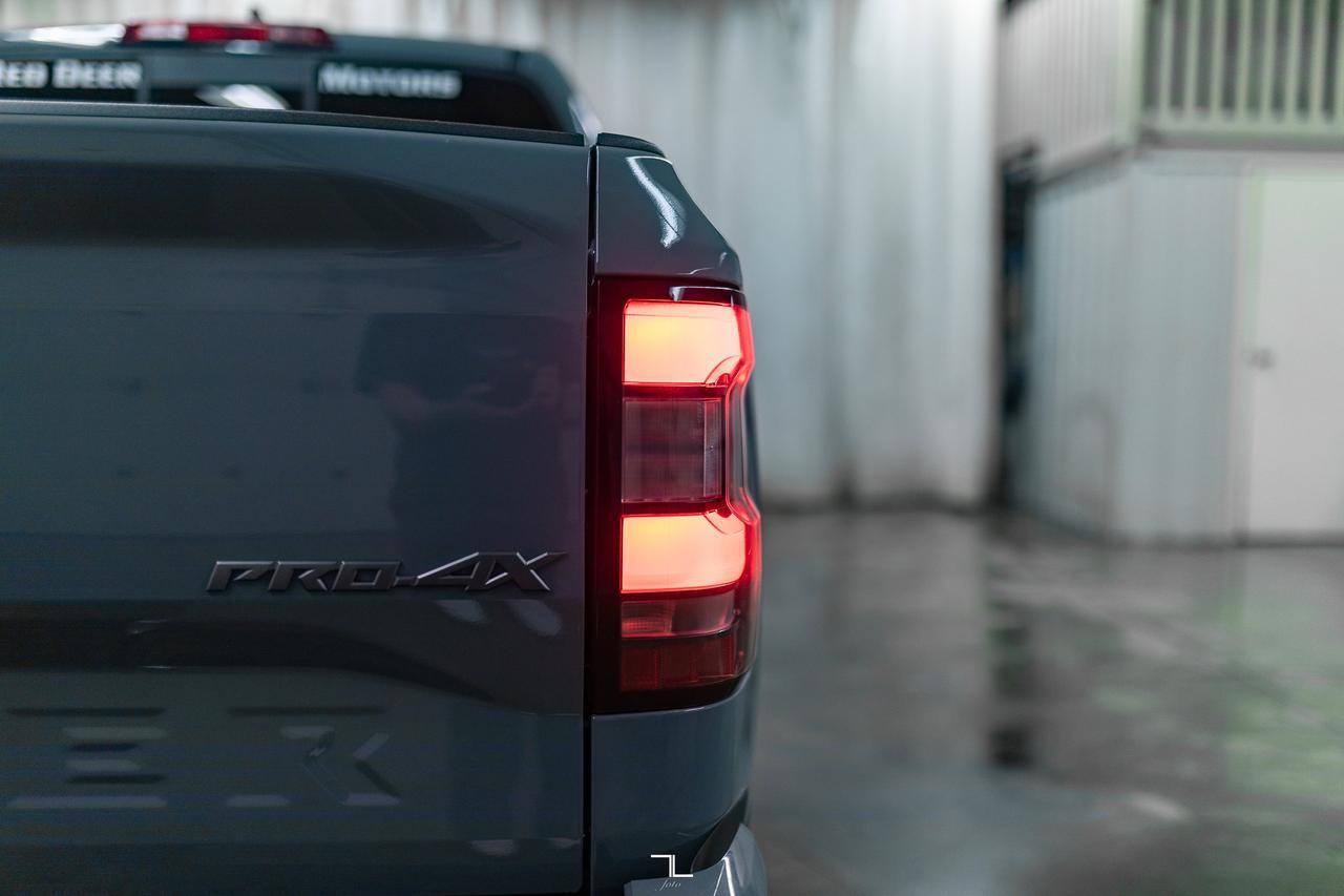 2022 Nissan Frontier 4x4 Crew Cab Pro-4X Nav Roof BCam Red Deer AB