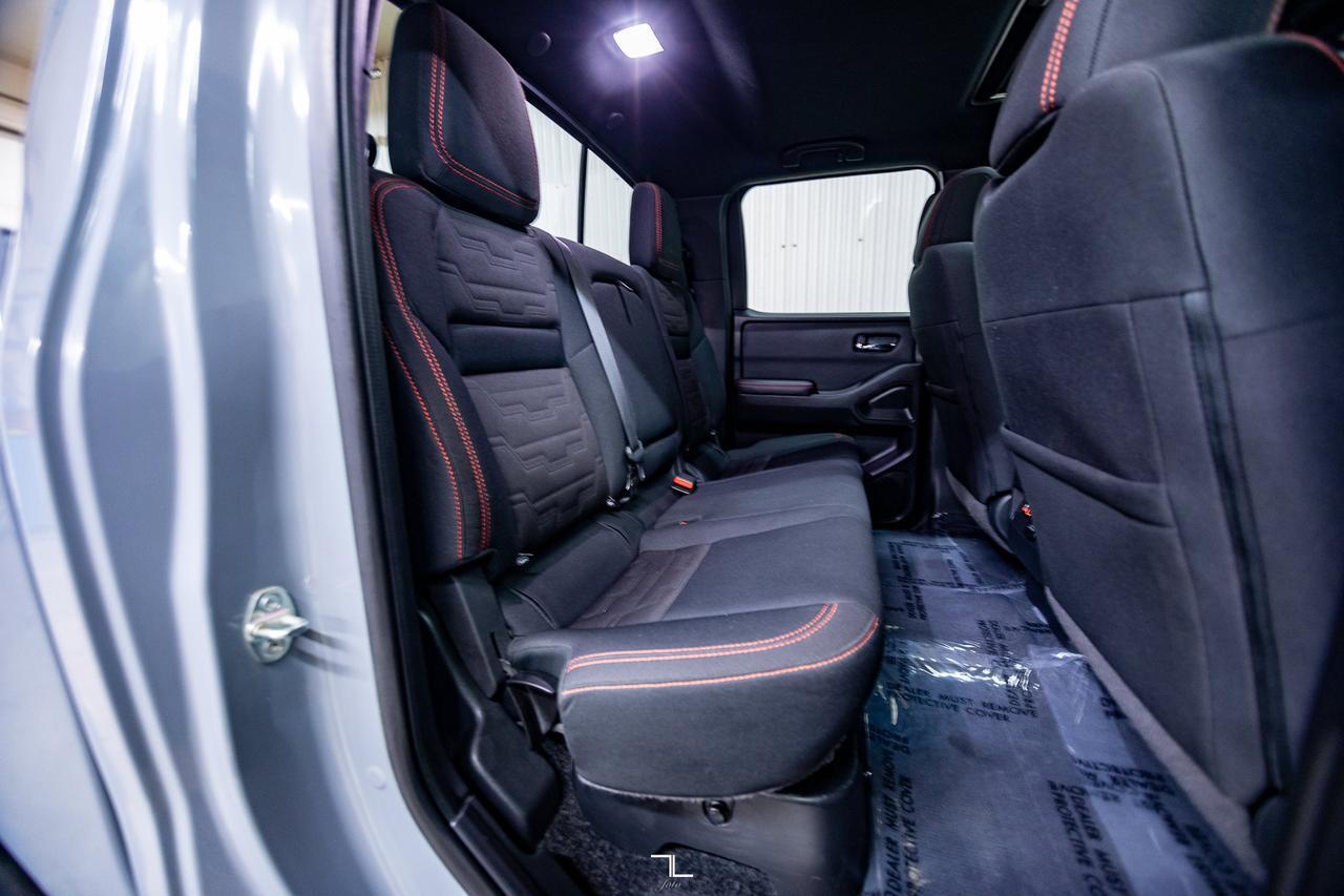 2022 Nissan Frontier 4x4 Crew Cab Pro-4X Nav Roof BCam Red Deer AB