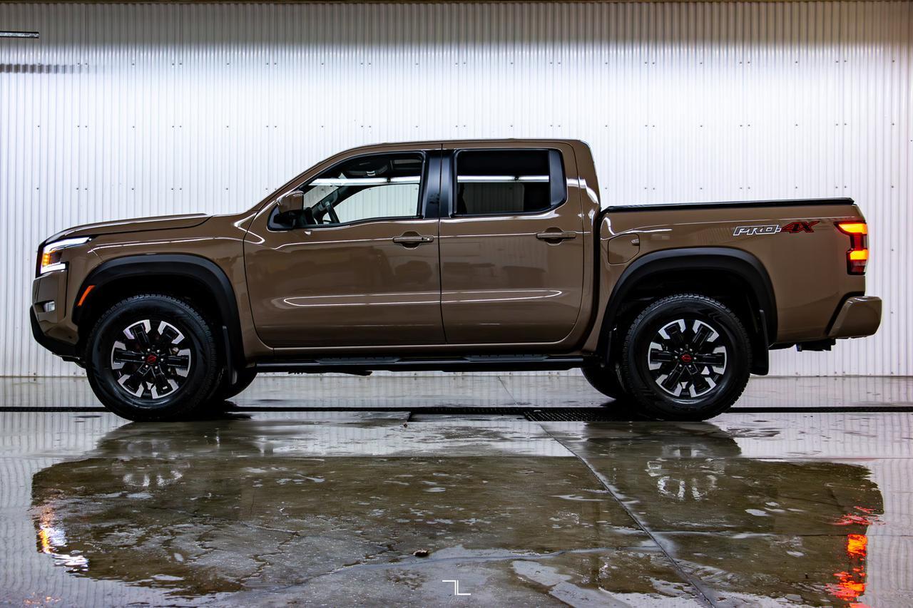 2022 Nissan Frontier 4x4 Crew Cab Pro-4x Nav Roof Bcam Red Deer AB