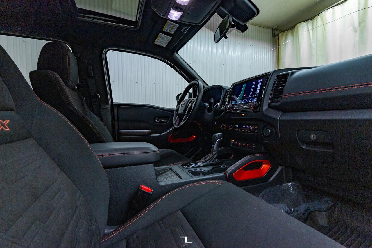 2022 Nissan Frontier 4x4 Crew Cab Pro-4x Nav Roof Bcam Red Deer AB