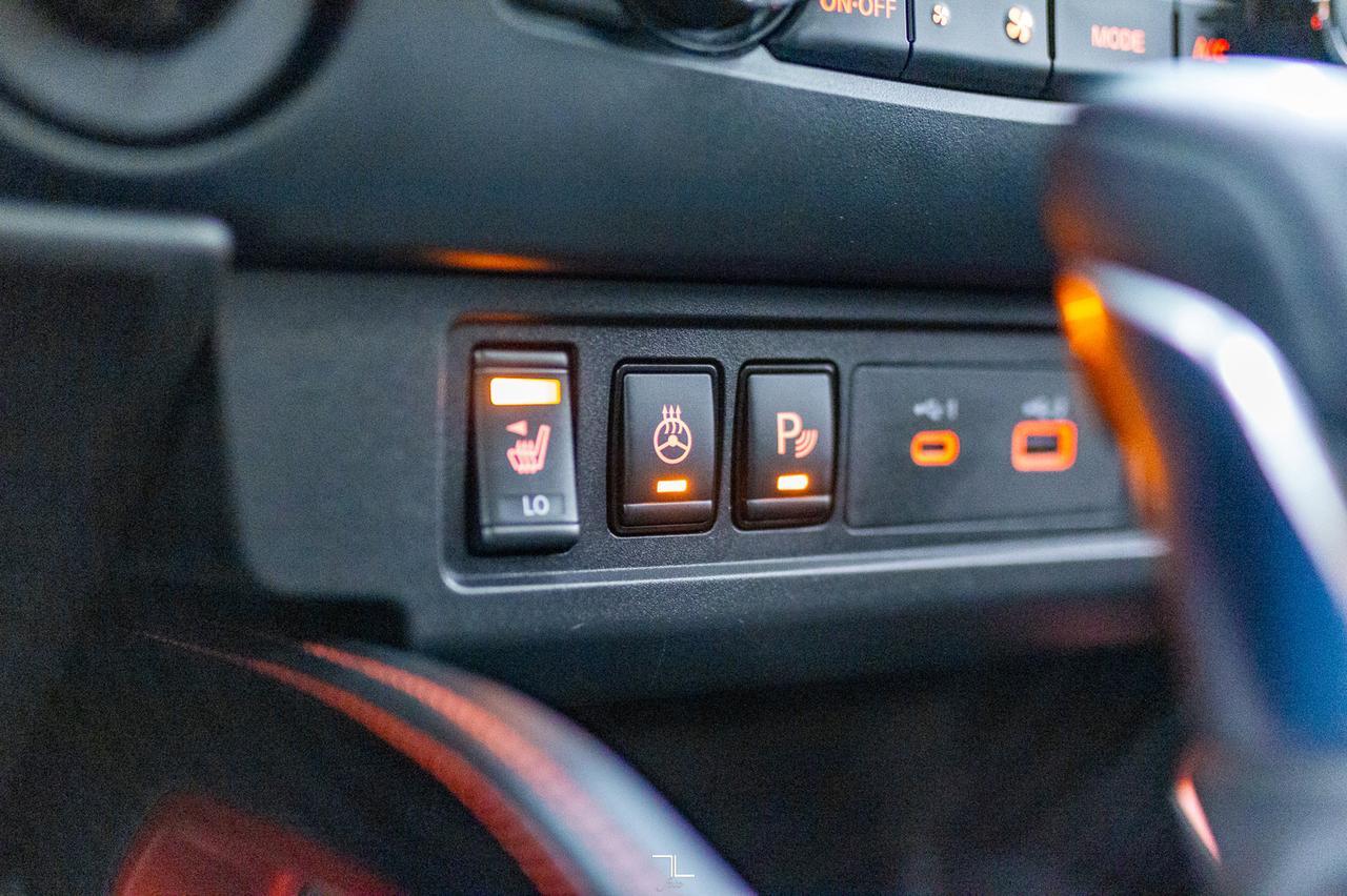 2022 Nissan Frontier 4x4 Crew Cab Pro-4x Nav Roof Bcam Red Deer AB