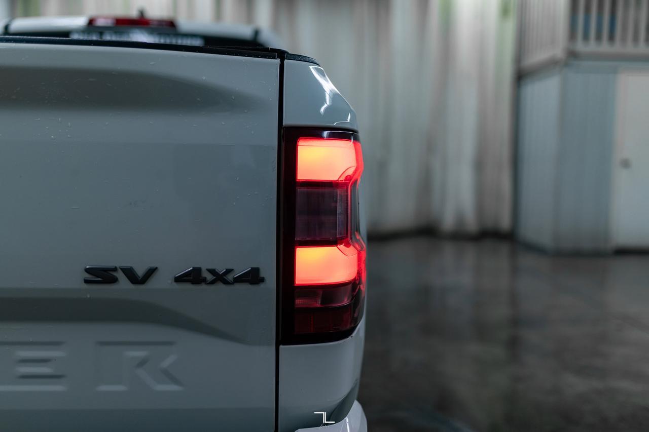 2022 Nissan Frontier 4x4 King Cab SV BCam Red Deer AB