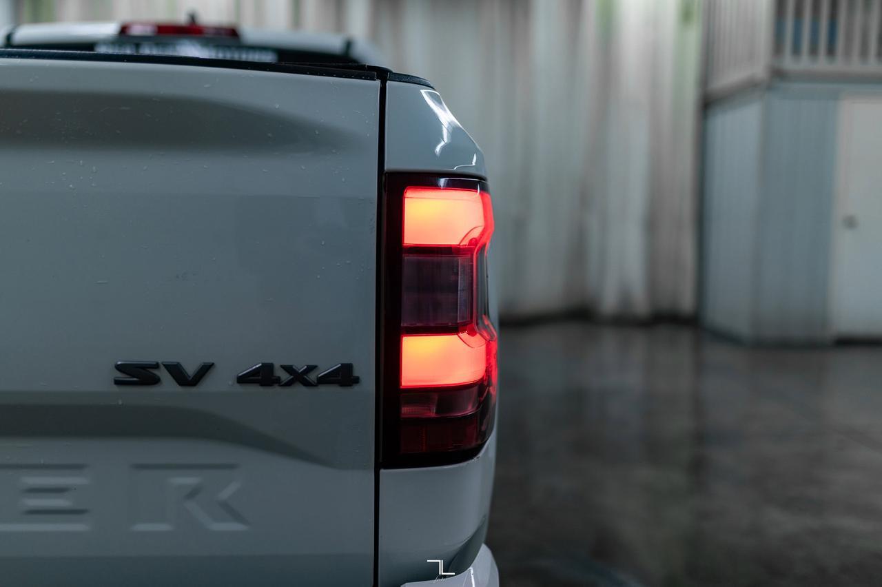 2022 Nissan Frontier 4x4 King Cab SV BCam Red Deer AB