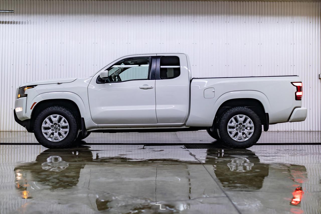 2022 Nissan Frontier 4x4 King Cab SV BCam Red Deer AB