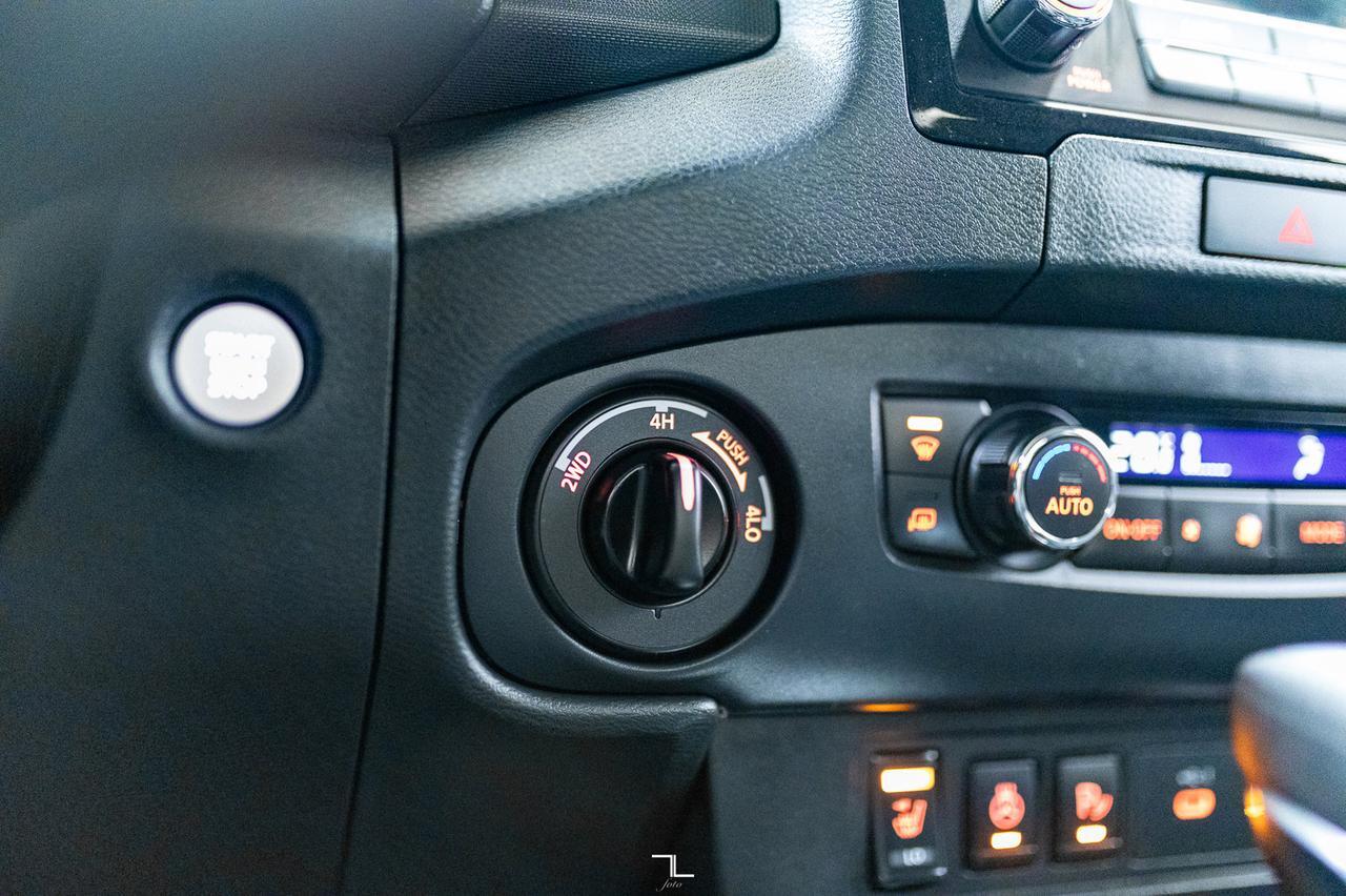 2022 Nissan Frontier 4x4 King Cab SV BCam Red Deer AB