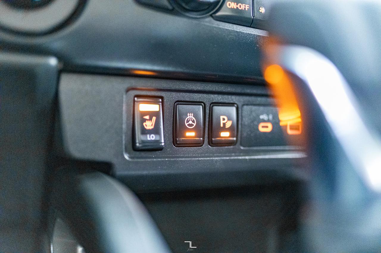 2022 Nissan Frontier 4x4 King Cab SV BCam Red Deer AB