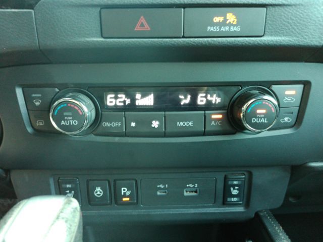 2022 Nissan Frontier Crew Cab PRO-X 4x2 Plano TX