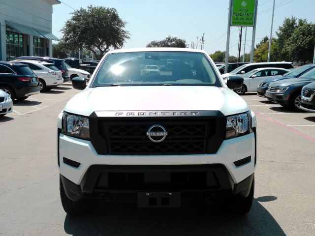 2022 Nissan Frontier Crew Cab S 4x4