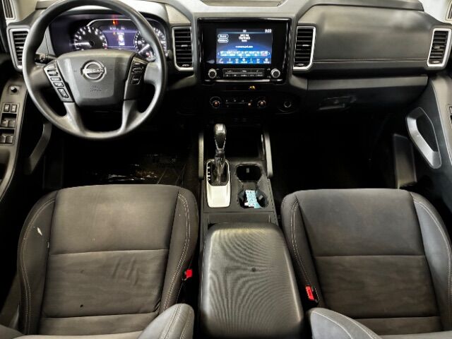 2022 Nissan Frontier Crew Cab SV 4x2