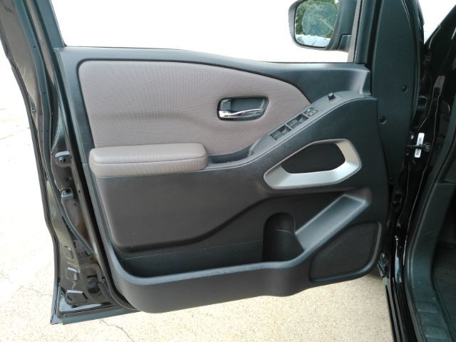 2022 Nissan Frontier Crew Cab SV 4x2 Plano TX