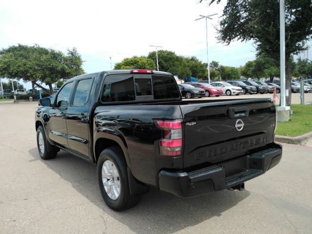 2022 Nissan Frontier Crew Cab SV 4x2 Plano TX