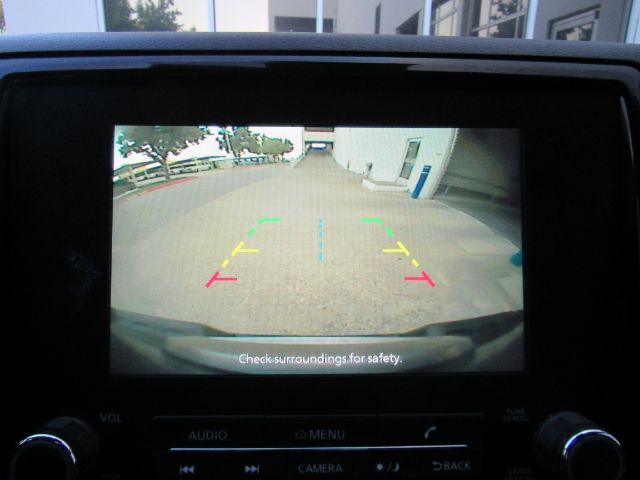 2022 Nissan Frontier Crew Cab SV 4x2 Plano TX