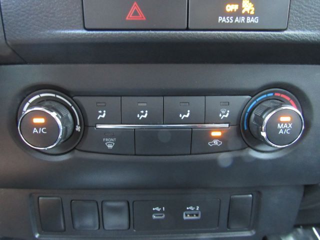 2022 Nissan Frontier Crew Cab SV 4x2 Plano TX