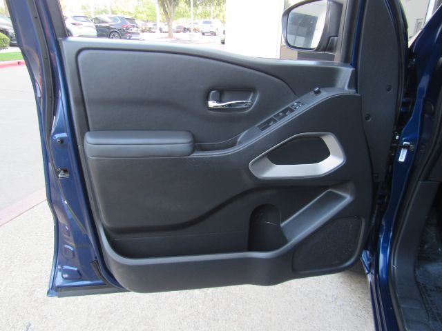2022 Nissan Frontier Crew Cab SV 4x2 Plano TX
