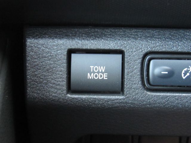 2022 Nissan Frontier Crew Cab SV 4x2 Plano TX