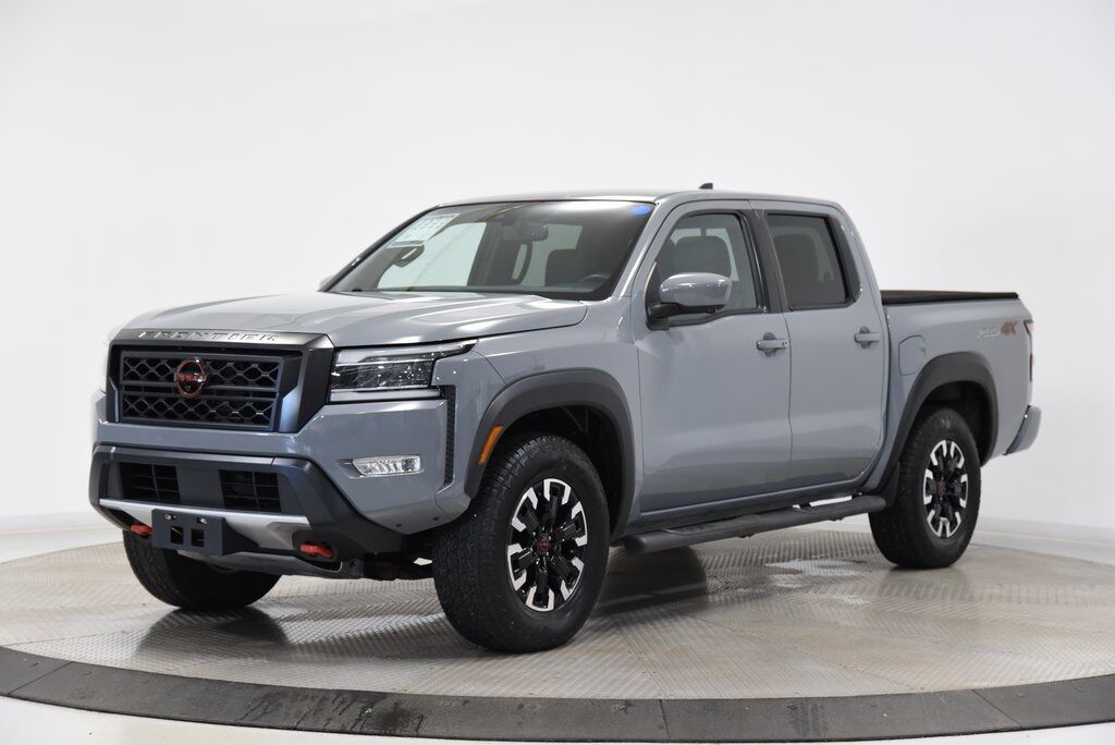 2022 Nissan Frontier PRO-4X Akron