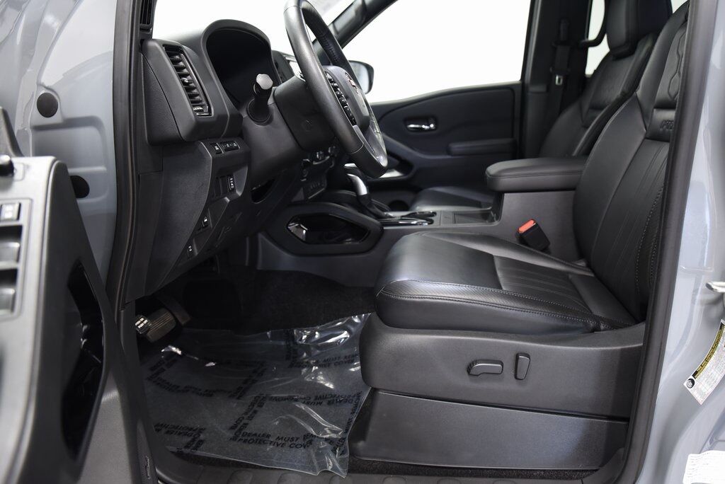 2022 Nissan Frontier PRO-4X Akron