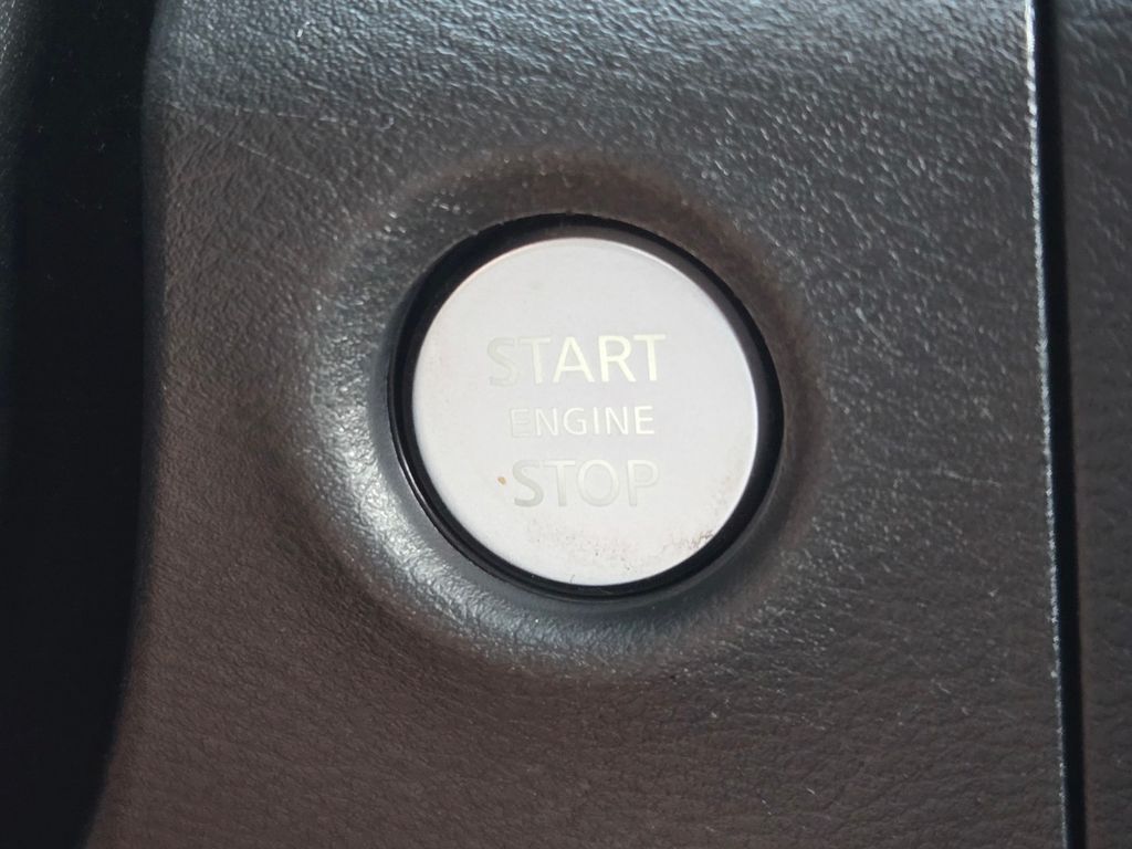 2022 Nissan Frontier PRO-4X Roseville CA