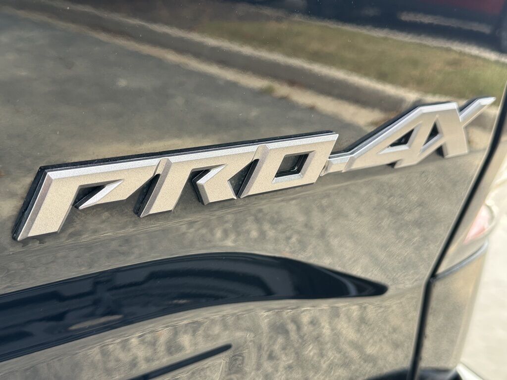 2022 Nissan Frontier PRO-4X w/Convenience &amp; Tech Pkg San Clemente CA
