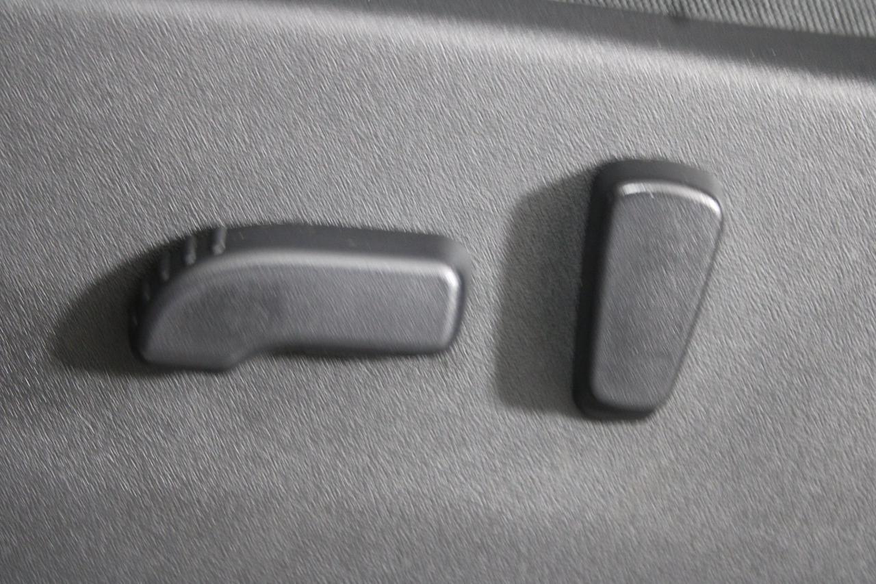 2022 Nissan Frontier PRO-4X Manassas VA